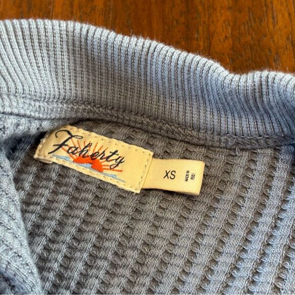 FAHERTY LEGEND WAFFLE LAYERING CREW Gray Blue Color XS - Picture 6 of 8
